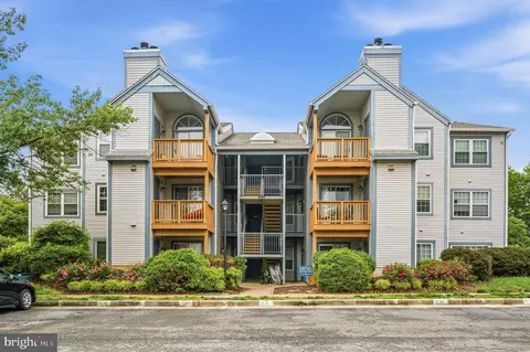 6923 Victoria Dr #B, Alexandria, VA 22310