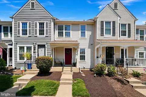 6316 Chimney Wood Ct, Alexandria, VA 22306