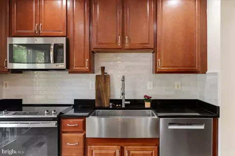 7001 Spur Rd, Springfield, VA 22153 photo 14