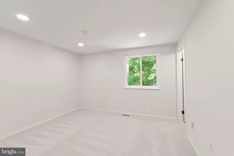 Bedroom - 8494 Summer Breeze Ln, Springfield, VA 22153 photo 1 of 4