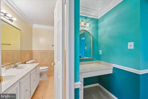 Bath - 7592 Ruxton Dr, Springfield, VA 22153 photo 3 of 7