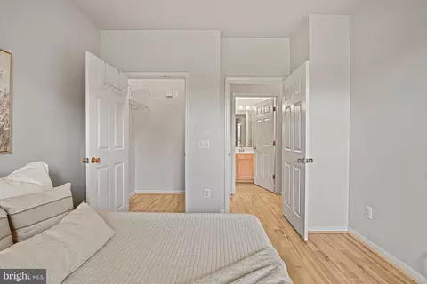 Bedroom - 1581 Spring Gate Dr #5314, Mclean, VA 22102 photo 3 of 4