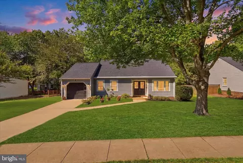 12014 Trossack Rd, Herndon, VA 20170
