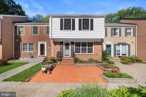 5510 Conistone Ct, Burke, VA 22015