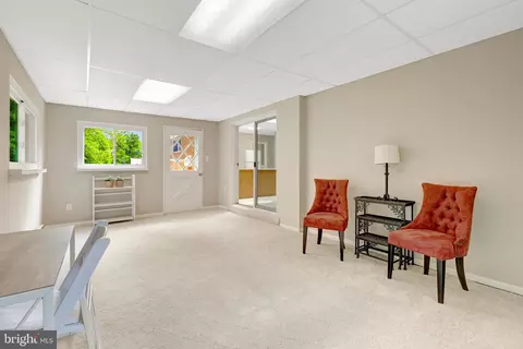 Other - 8712 Piccadilly Pl, Springfield, VA 22151 photo 4 of 12