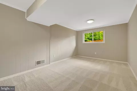Other - 8712 Piccadilly Pl, Springfield, VA 22151 photo 9 of 12