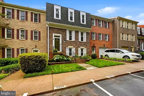 5862 Kara Pl, Burke, VA 22015