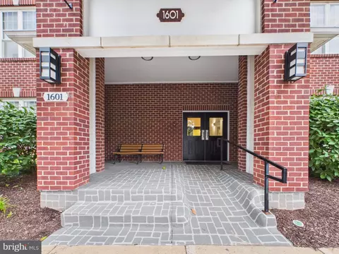 Exterior - 1601 Spring Gate Dr #1307, Mclean, VA 22102 photo 5 of 15