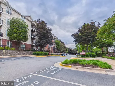 Exterior - 1601 Spring Gate Dr #1307, Mclean, VA 22102 photo 15 of 15