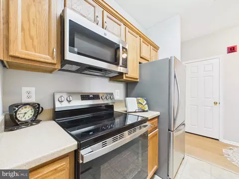 Kitchen - 1601 Spring Gate Dr #1307, Mclean, VA 22102 photo 2 of 6