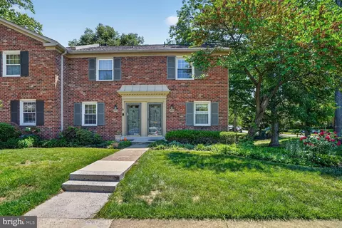 Other - 5845 Rexford Dr #721, Springfield, VA 22152 photo 7 of 11