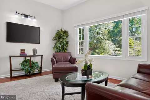 Living - 5845 Rexford Dr #721, Springfield, VA 22152 photo 2 of 2