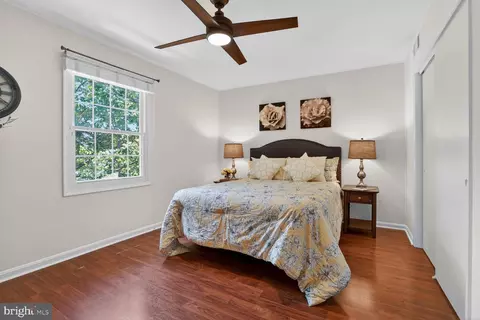Bedroom - 5845 Rexford Dr #721, Springfield, VA 22152 photo 1 of 3