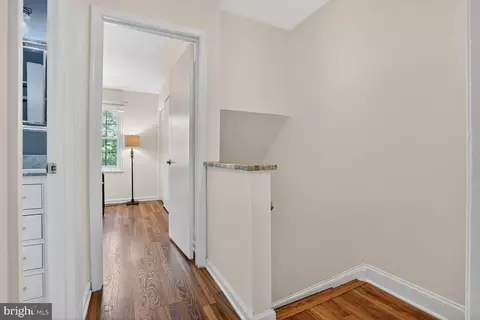 Entry Way - 5845 Rexford Dr #721, Springfield, VA 22152 photo 4 of 5