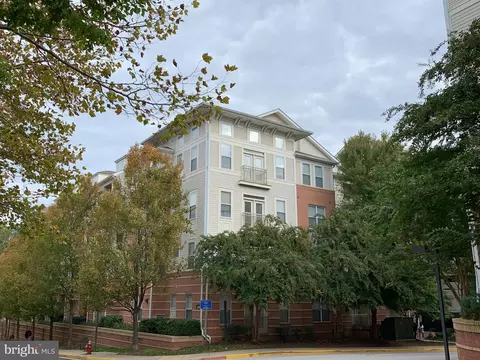 2791 Centerboro Dr #385, Vienna, VA 22181