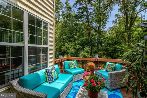 6138 Cinnamon Ct, Alexandria, VA 22310