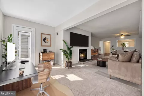 Other - 3179 Summit Square Dr #2-E1, Oakton, VA 22124 photo 8 of 16