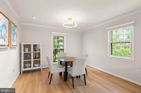 Dining - 7001 Dunningham Pl #7, Mclean, VA 22101 photo 2 of 2