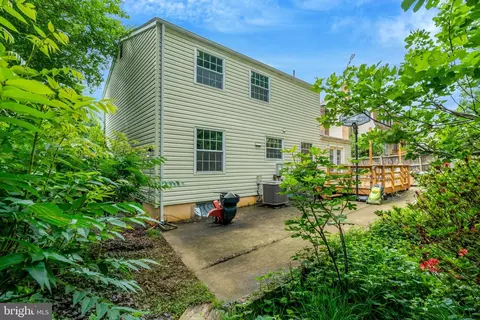 Exterior - 5759 Heming Ave, Springfield, VA 22151 photo 10 of 11