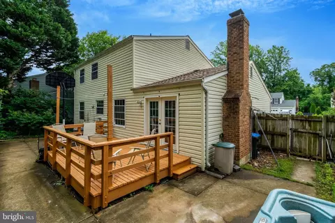 Exterior - 5759 Heming Ave, Springfield, VA 22151 photo 6 of 11