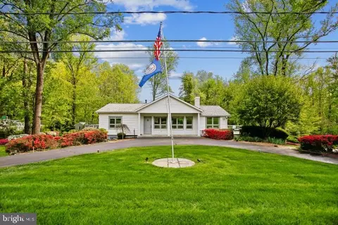 3513 Beverly Dr, Annandale, VA 22003