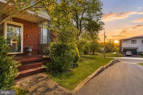 6510 Ivy Hill Dr, Mclean, VA 22101