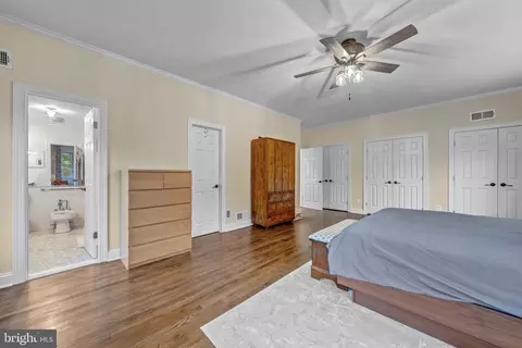 Bedroom - 1502 Highwood Dr, Mclean, VA 22101 photo 3 of 5