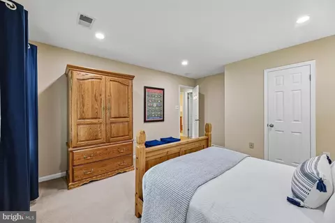 9200 Wyeth Ln, Burke, VA 22015 photo 33