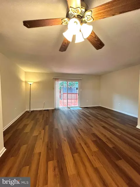 Living - 7932 Pebble Brook Ct, Springfield, VA 22153 photo 4 of 6