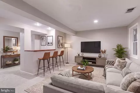 Living - 7932 Pebble Brook Ct, Springfield, VA 22153 photo 2 of 3