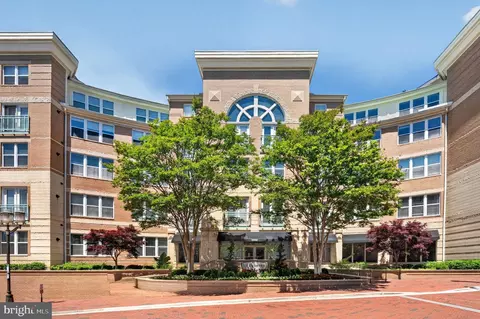 12000 Market St #266, Reston, VA 20190