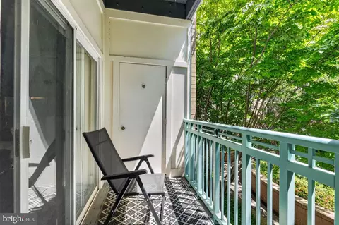 12000 Market St #266, Reston, VA 20190