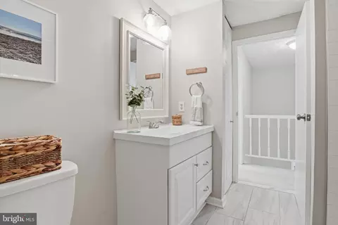 Bath - 8033 Orange Plank Rd, Springfield, VA 22153 photo 3 of 3