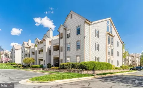 6955 Mary Caroline Cir #I, Alexandria, VA 22310