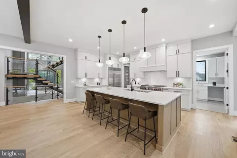 Kitchen - 1806 Barbee St, Mclean, VA 22101 photo 3 of 3