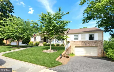 7215 Park Terrace Dr, Alexandria, VA 22307