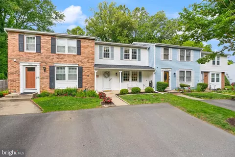 Exterior - 5826 Canvasback Rd, Burke, VA 22015 photo 3 of 13