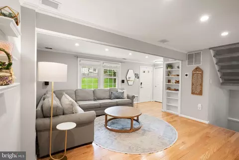 Living - 5826 Canvasback Rd, Burke, VA 22015 photo 5 of 5