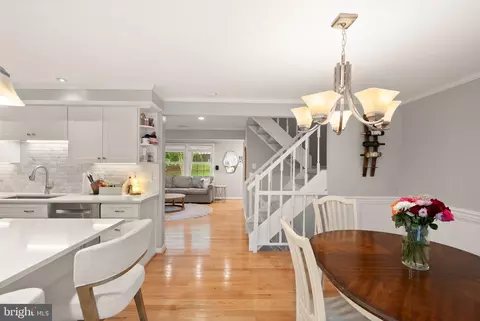 Entry Way - 5826 Canvasback Rd, Burke, VA 22015 photo 2 of 5