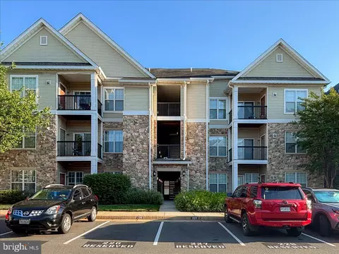 13359 C Connor Dr #C, Centreville, VA 20120
