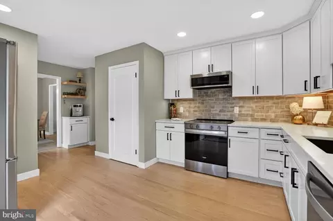 Other - 8532 Lakinhurst Ln, Springfield, VA 22152 photo 6 of 23