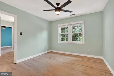Bedroom - 8532 Lakinhurst Ln, Springfield, VA 22152 photo 6 of 6