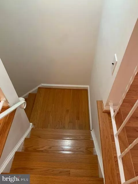 Entry Way - 7416 Spring Tree Dr, Springfield, VA 22153 photo 4 of 5