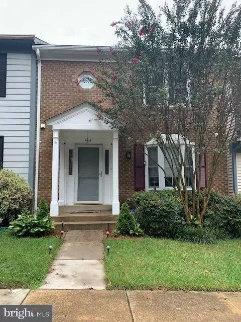 7416 Spring Tree Dr, Springfield, VA 22153