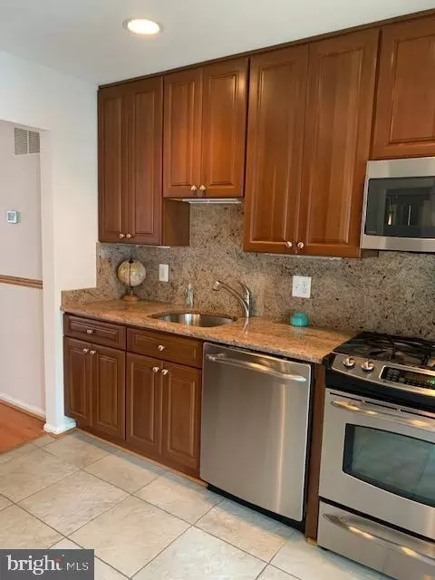 Kitchen - 7416 Spring Tree Dr, Springfield, VA 22153 photo 1 of 5
