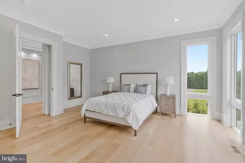 Bedroom - 744 Lawton St, Mclean, VA 22101 photo 7 of 12