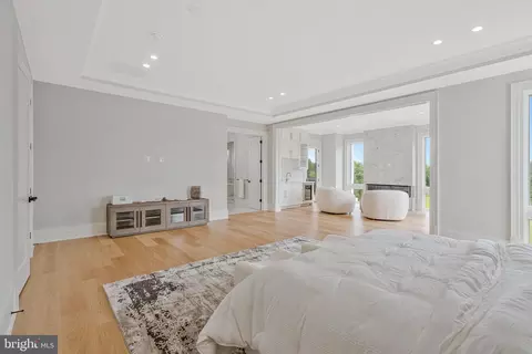 Bedroom - 744 Lawton St, Mclean, VA 22101 photo 4 of 12