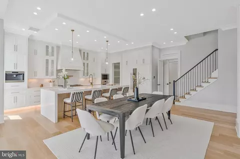Dining - 744 Lawton St, Mclean, VA 22101 photo 6 of 7
