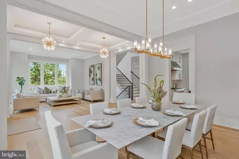 Dining - 744 Lawton St, Mclean, VA 22101 photo 3 of 7