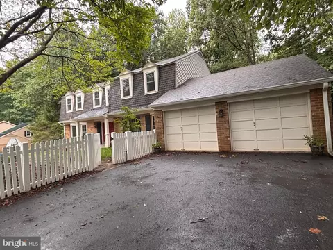 2648 Black Fir Ct, Reston, VA 20191